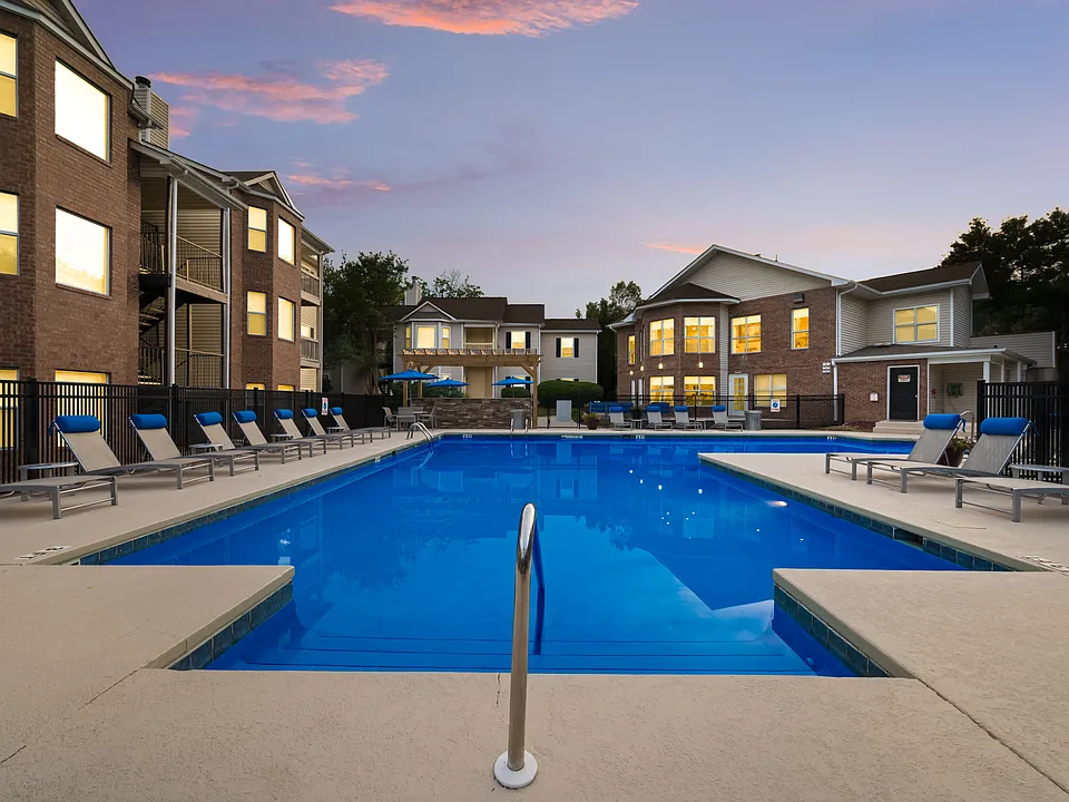 Resort-style swimming pool