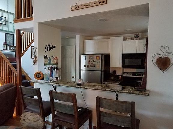 3rd image of 346 Owl Dr