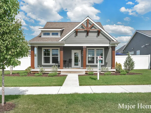 6984 E Rain Garden Ln, Rockford, MI 49341