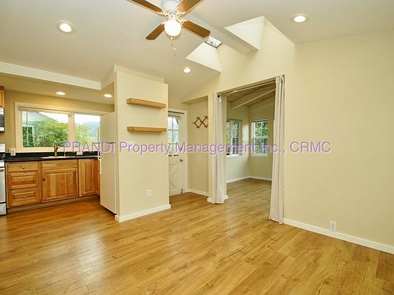 4th image of 103 Cornelia Ave