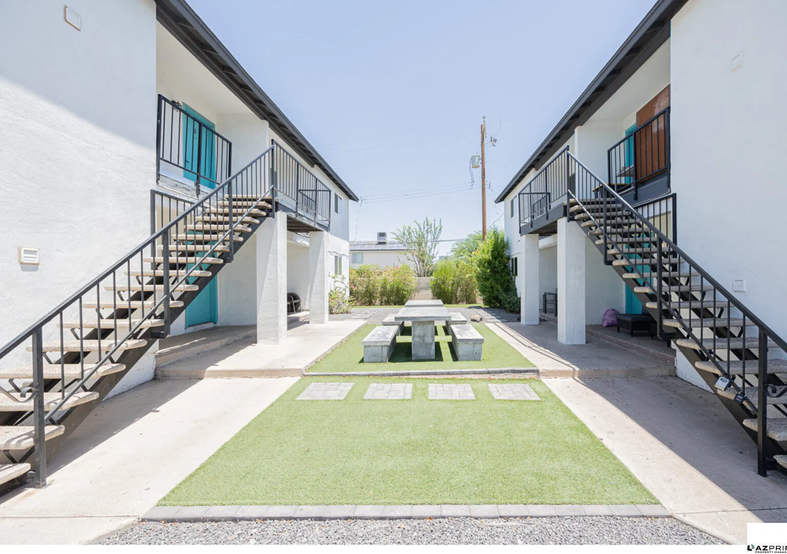 6 Wekks Free Rent Move-In Special! Apply Same Day & Save An Additional $340! Charming 2/1 Phoe — Photo 2