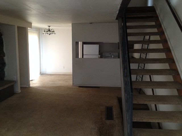 2nd image of 615 Quebec St