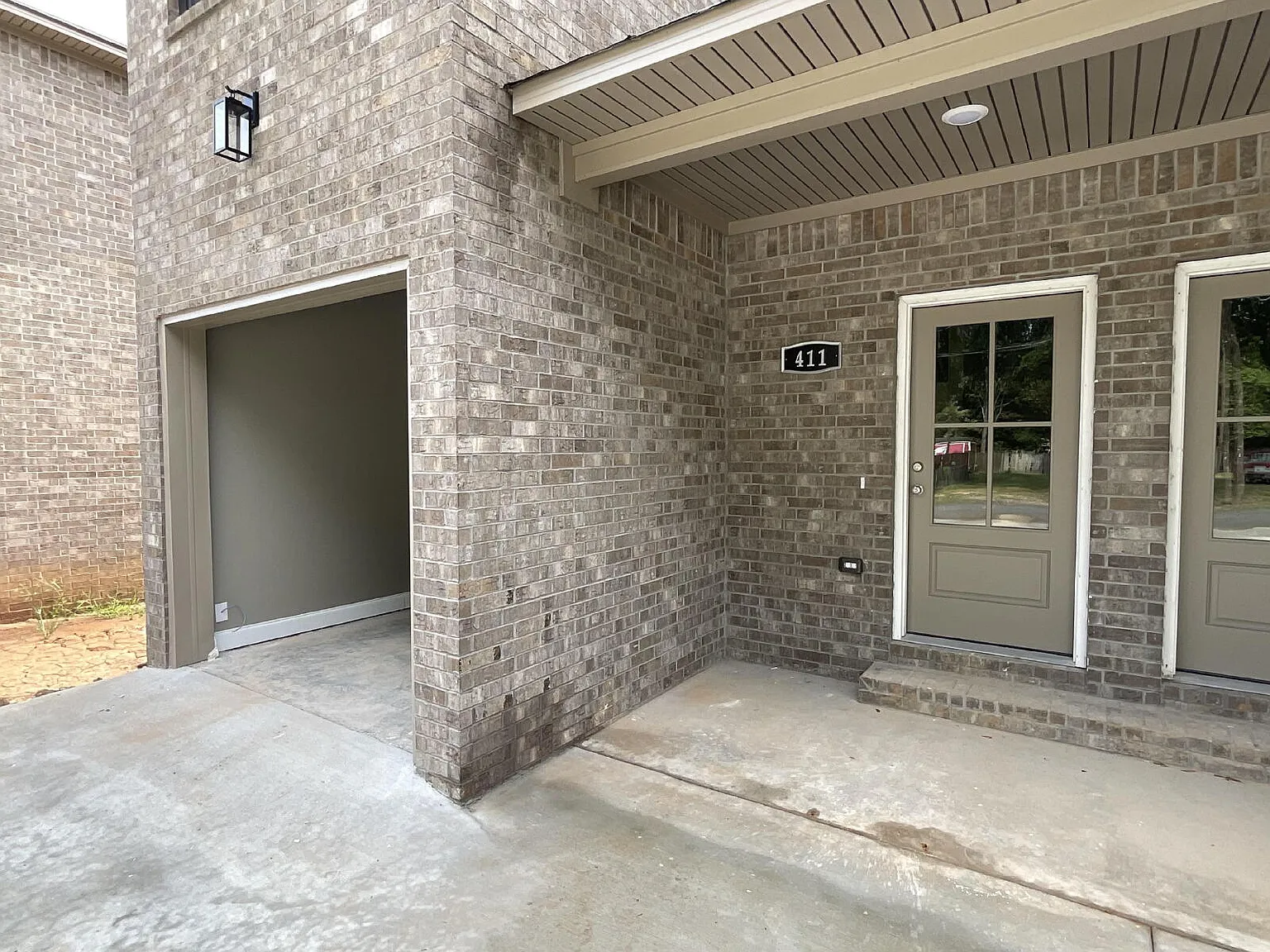 3 bed, 3.0 bath, $1,750 — Photo 2