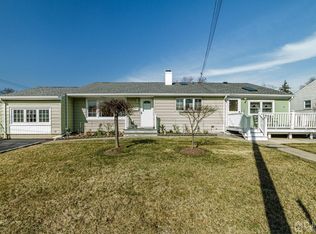 5 Claridge Pl, Colonia, NJ