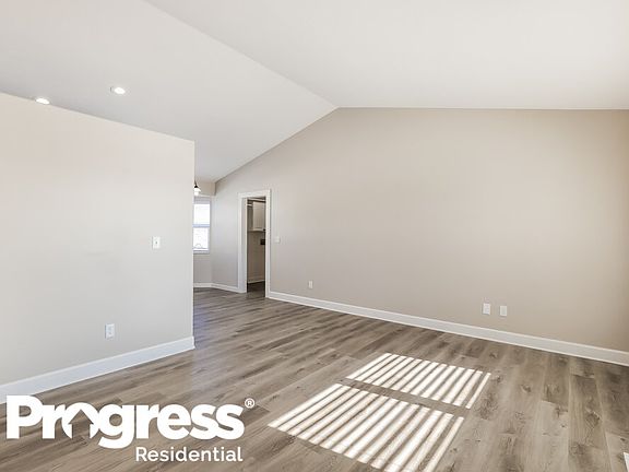 4th image of 4888 W Grand View Peak Dr