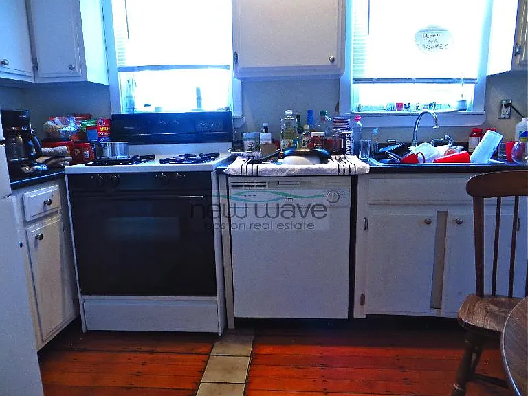 839 Parker St #1 — Photo 10