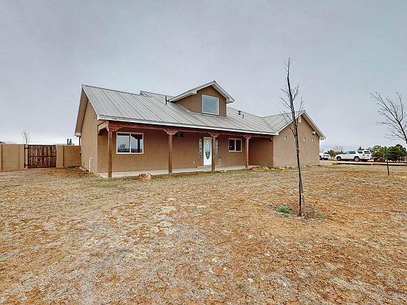 3rd image of 53 Serrania Dr