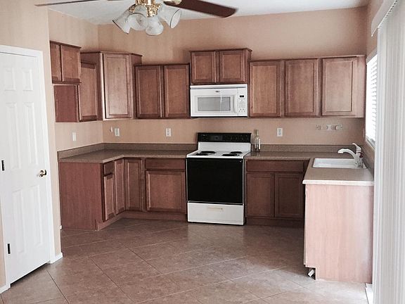 3rd image of 14626 W Mauna Loa Ln