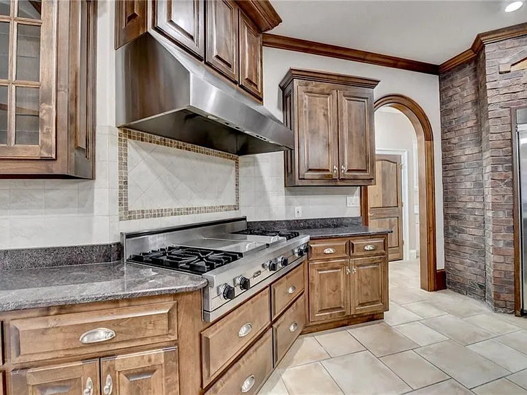 1540 Lipscomb Rd — Photo 14