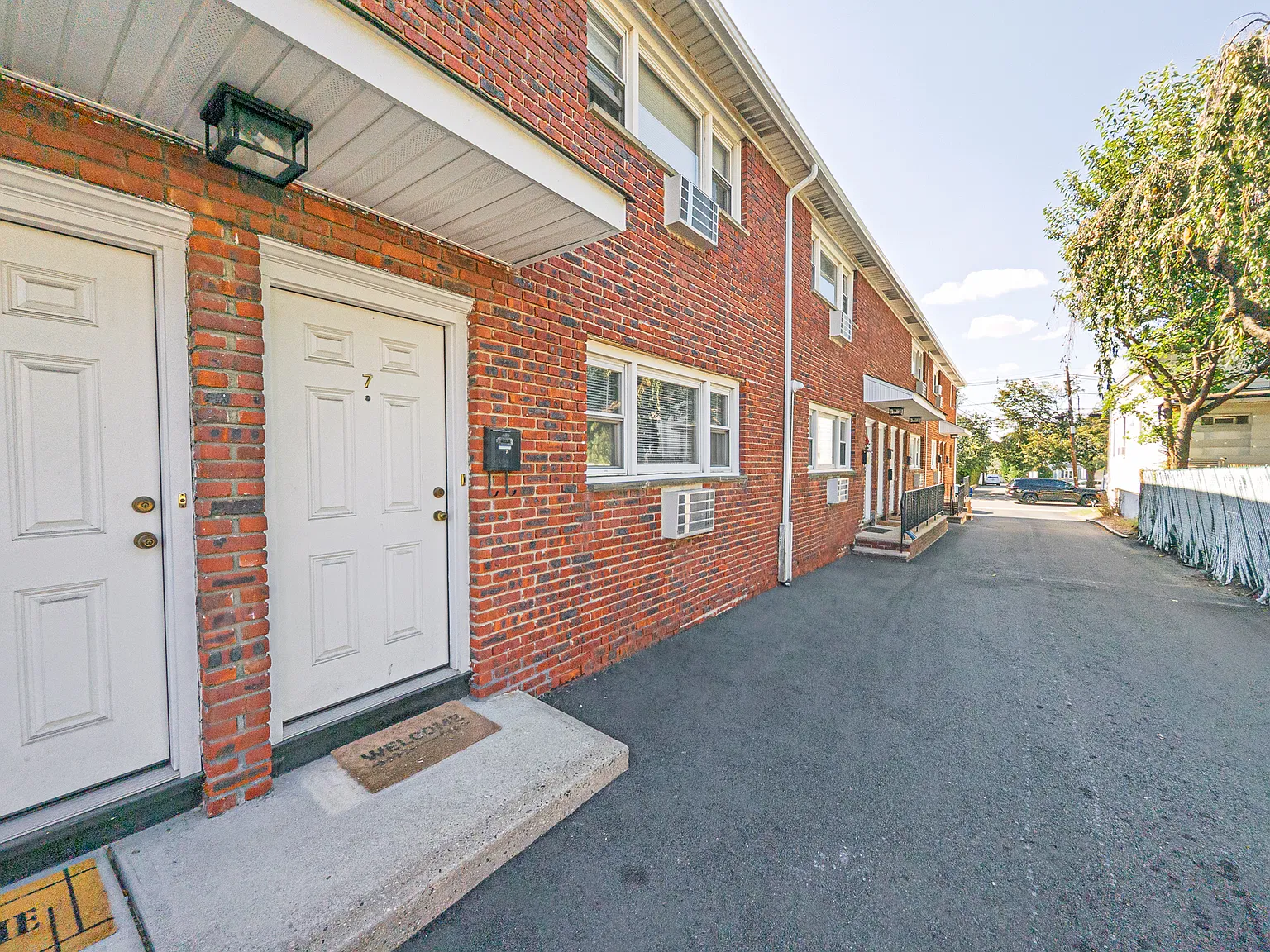 1 bed, 627 sqft, $1,800 — Photo 4