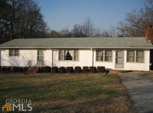40 Cayuga St, Hartwell, GA 30643