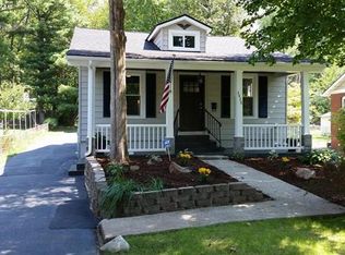 3438 Brown Rd, Saint Louis, MO 63114