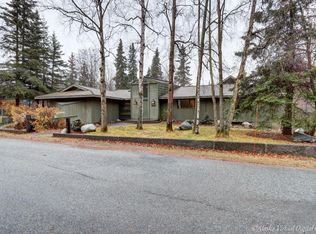 3200 Brookside Dr, Anchorage, AK 99517