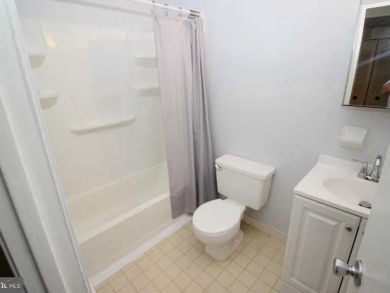 2046 Jason Dr — Photo 13
