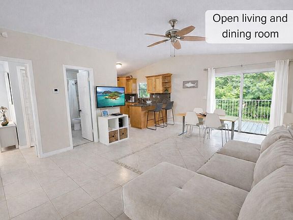 3rd image of 335 Bayview Ave