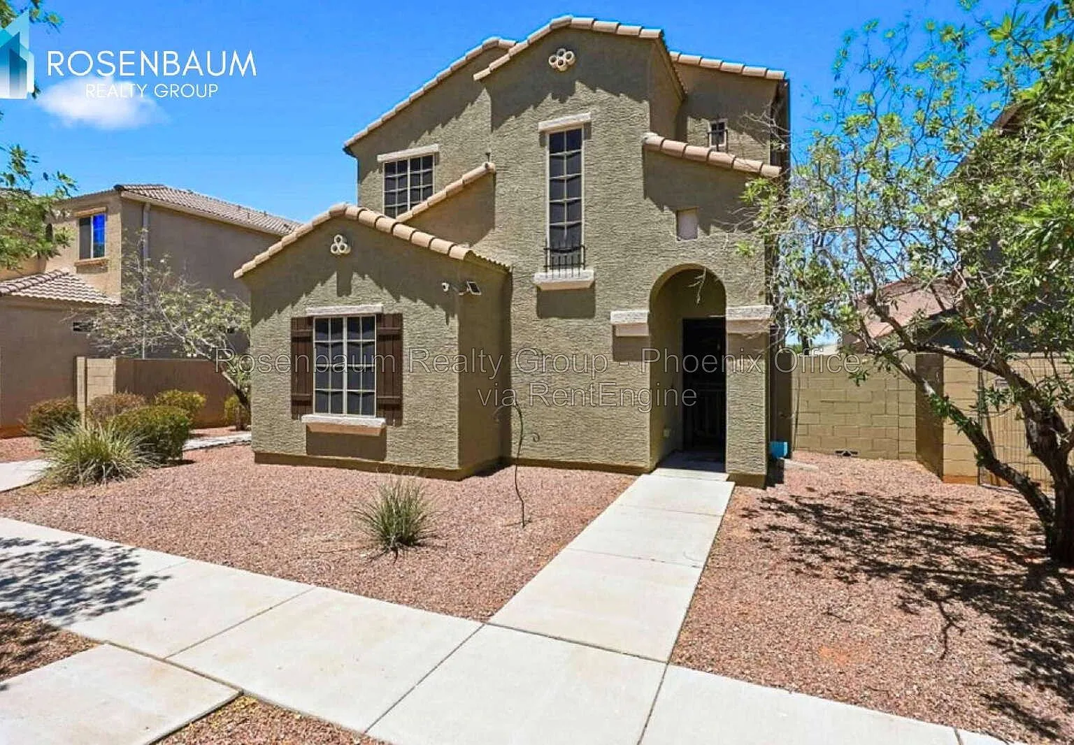4 bed, 2.5 bath, 1991 sqft, $2,400 — Photo 4