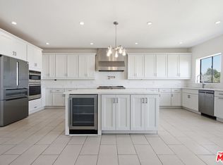 8908 Appian Way, Los Angeles, CA 90046