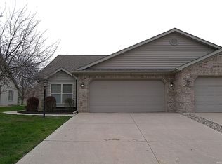 560 Buck Trl, Warsaw, IN 46582