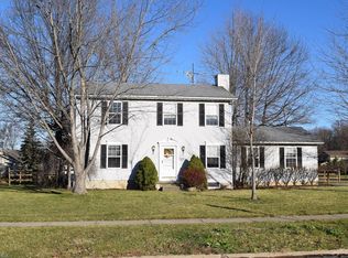 520 Bayberry Rd, Lorain, OH 44053