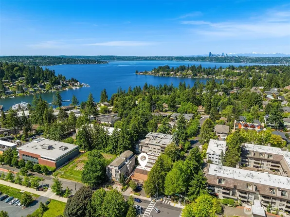 379 100th Avenue NE #A, Bellevue, WA 98004