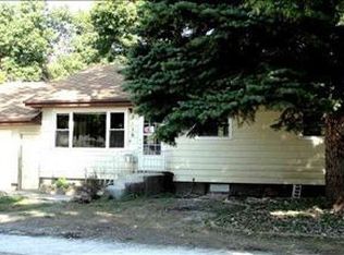 2116 1st Ave SW, Minot, ND 58701