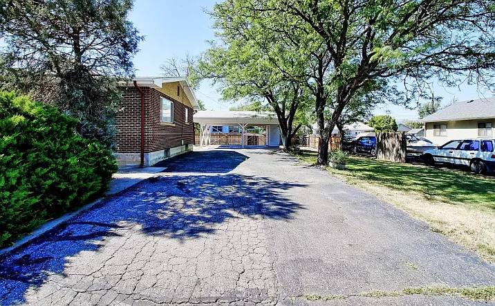 7 bed, 2488 sqft, $3,000 — Photo 4
