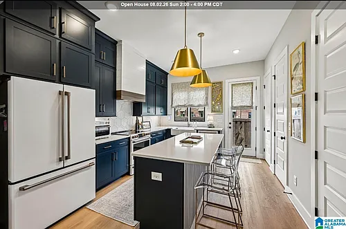 1199 Windsor Sq Photo 1