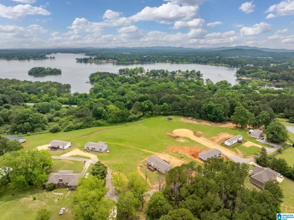 60 S T Smith Cir, Cropwell, AL 35054