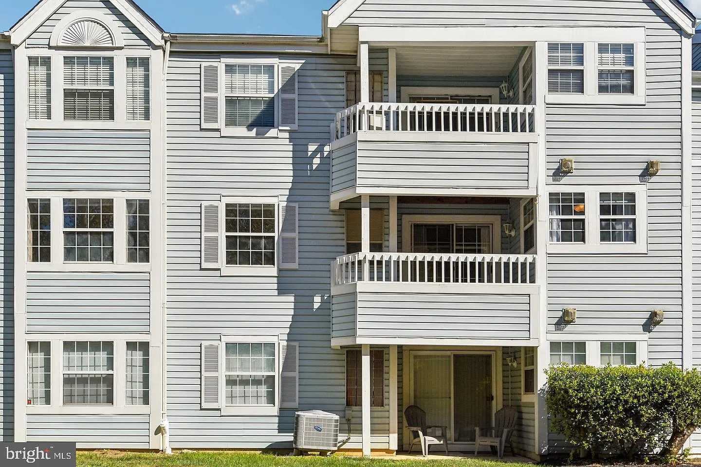 2 bed, 2.0 bath, 943 sqft, $2,100 — Photo 4
