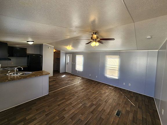 4th image of 109 Black Walnut