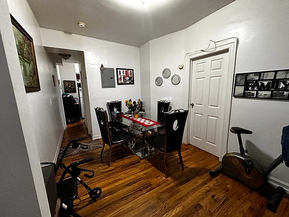 2nd image of 618 W 182nd St #2