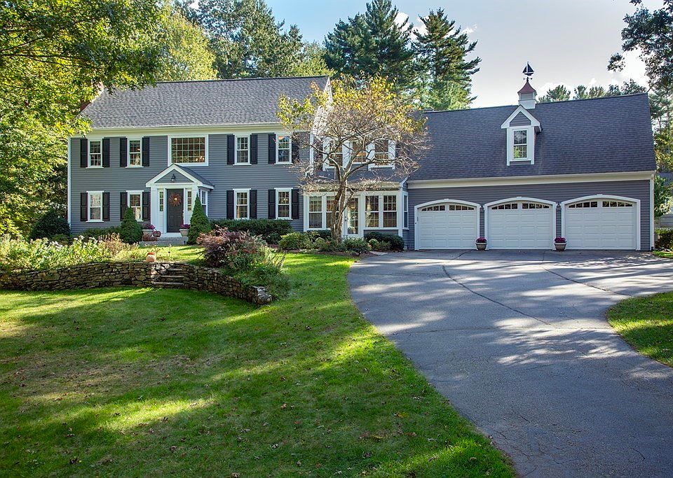 1st image of 3 Pheasant Hill Ln