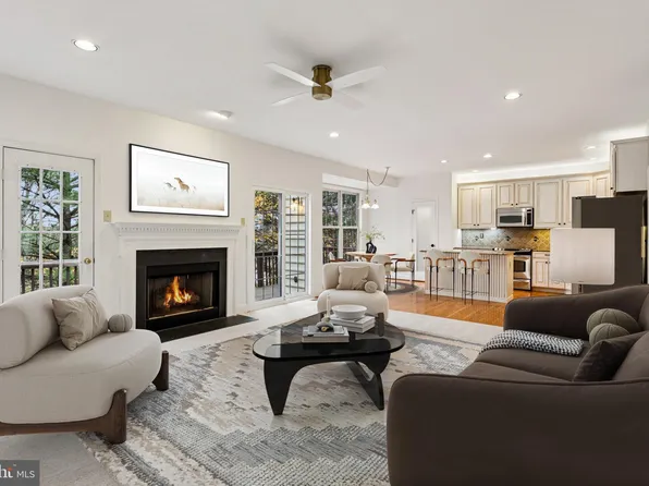 9 Fenwyck Cir, Phoenixville, PA 19460