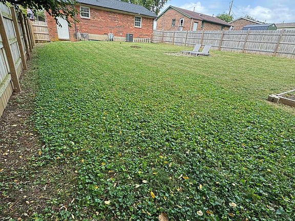5th image of 340 Teddy Ave