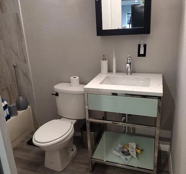 2901 Kelvington Dr #B — Photo 3