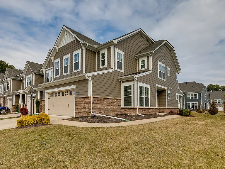 5610 Benoni Ct — Photo 1