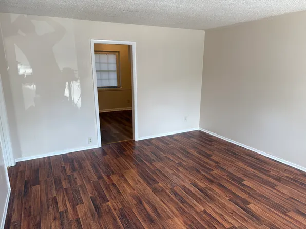 111 Espejo St #12, Mobile, AL 36604