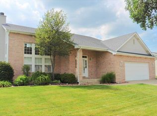 1514 Schaller Ln, Dyer, IN 46311