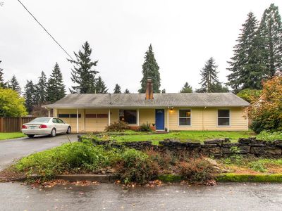 5804 SW Kennycroft Way, Lake Oswego, OR, 97035