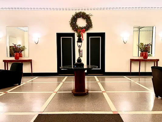 Sold by Owner | media 11