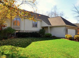 925 Tramore Trl, Madison, WI 53717