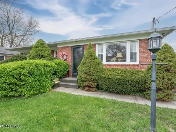 100 Hillcrest Avenue, Albany, NY 12203