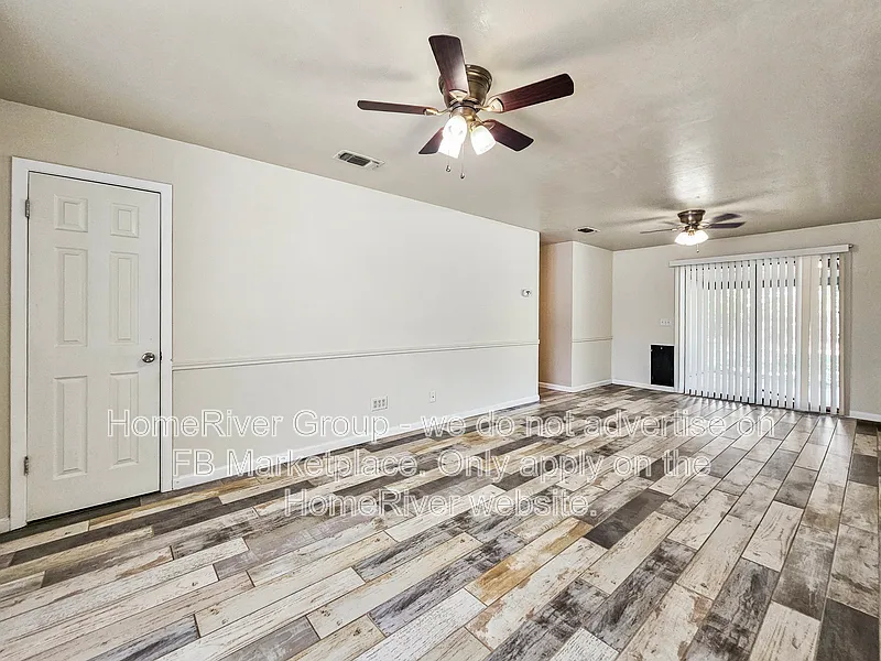 2 bed, 2.0 bath, 923 sqft, $1,200 — Photo 4