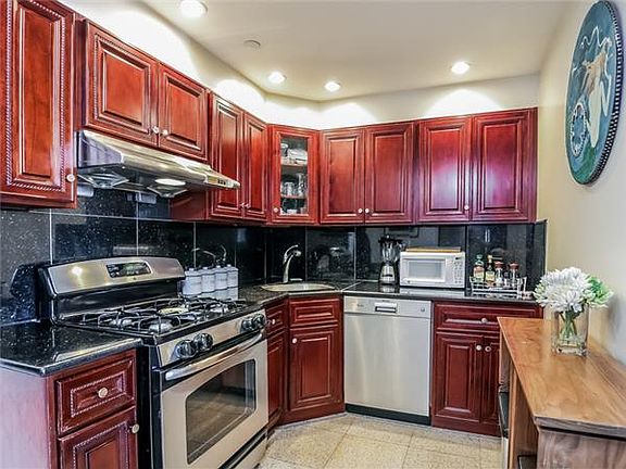 3rd image of 599 4th Ave APT 5A