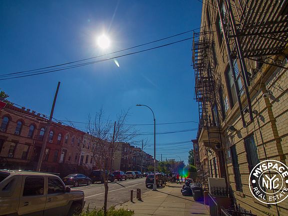 4th image of 1935 Bergen St APT 8