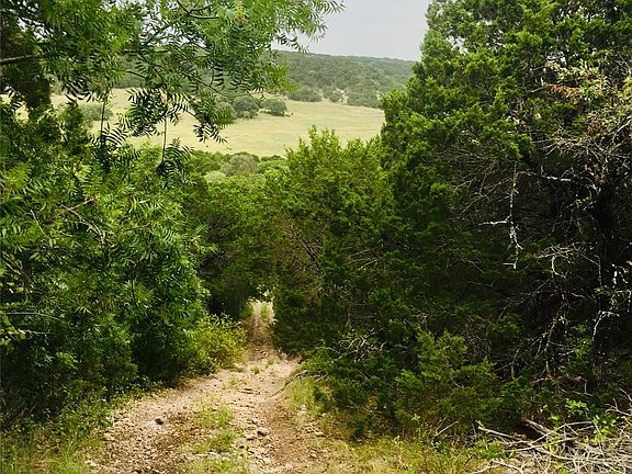 4th image of 1301 Private Road 2120