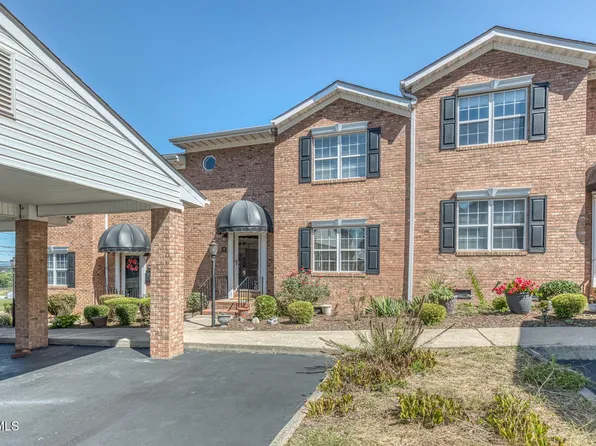 102 Car Mol Dr APT 15, Johnson City, TN 37601