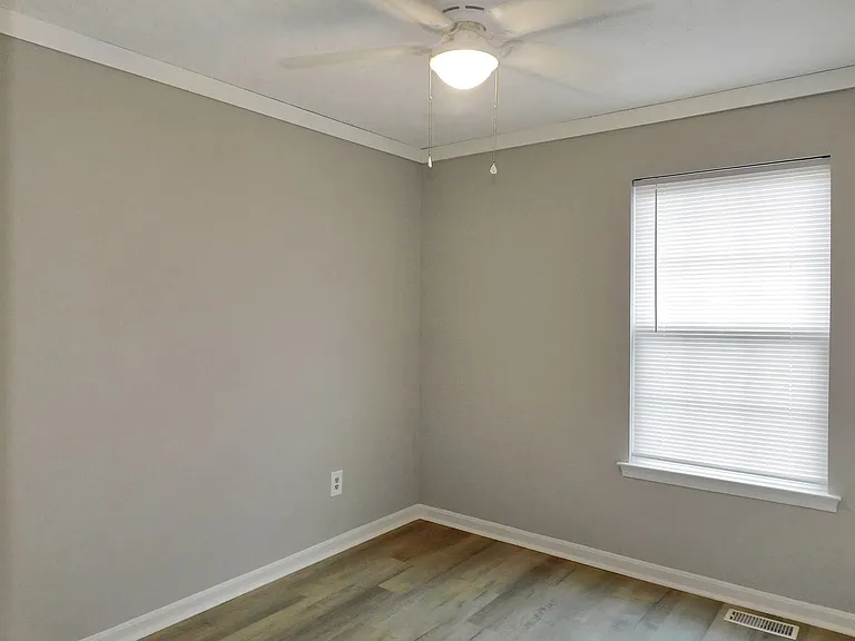 21370 Lexington Dr — Photo 3