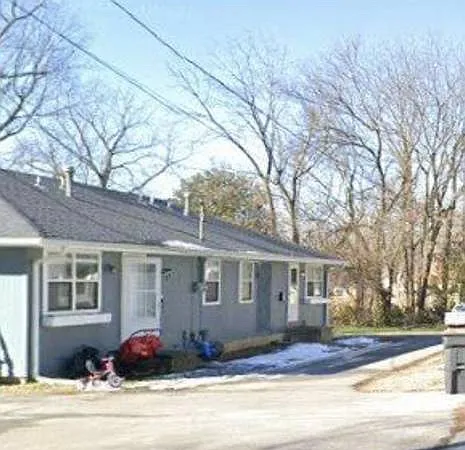 825 S Ferguson Ave #A