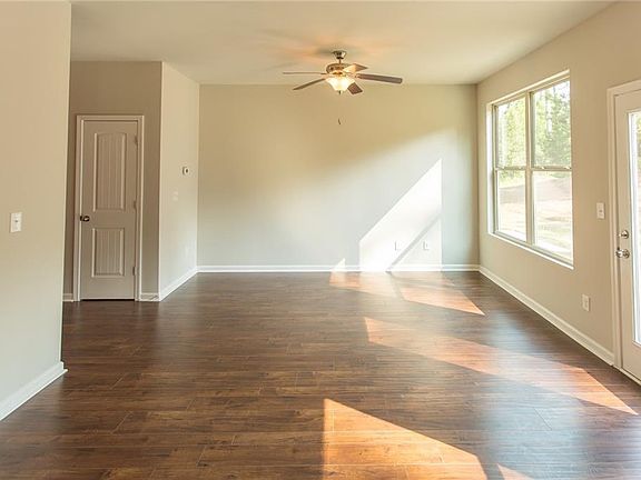 5th image of 8413 Douglass Trl
